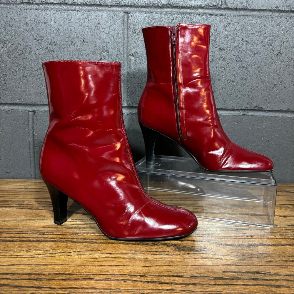 Vintage Y2K Gianni Bini Red Patent Leather Ankle Boots Flared Kitten Heel Size 7